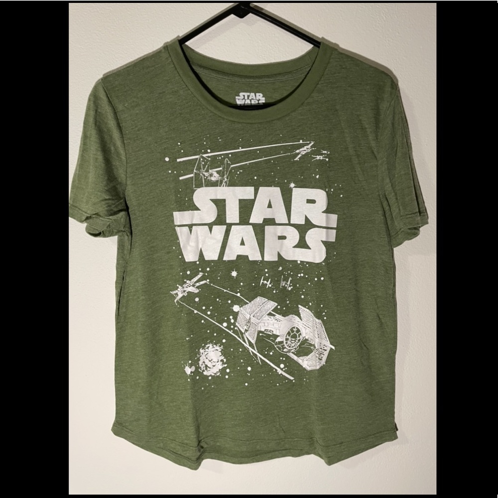 Green Star Wars T-shirt; Size XL